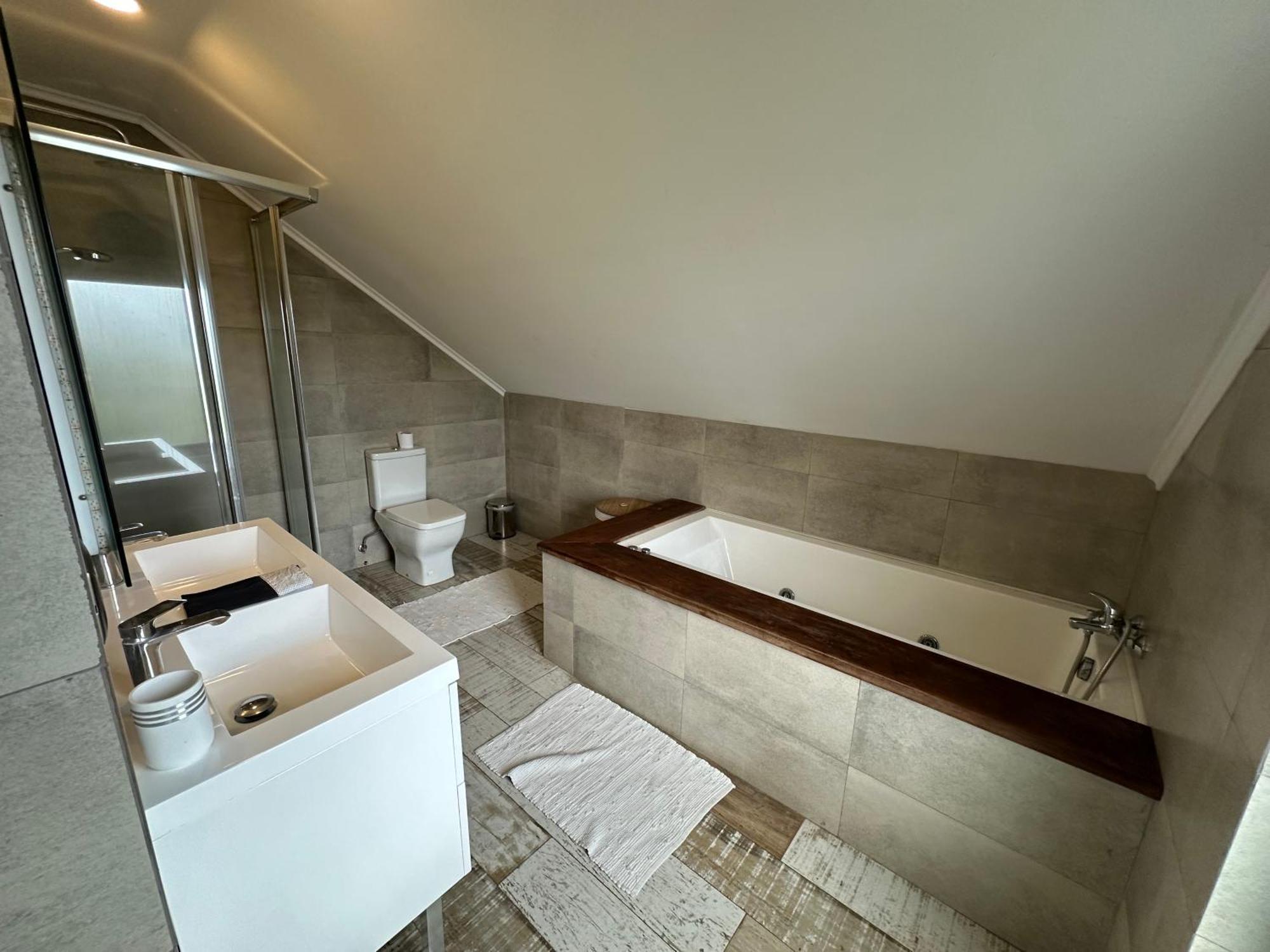 Acogedora Casa Con Tinaja Y Jacuzzi Y Rent A Car Villa Пуерто Варас Екстериор снимка