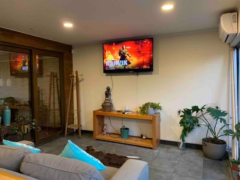 Acogedora Casa Con Tinaja Y Jacuzzi Y Rent A Car Villa Пуерто Варас Екстериор снимка